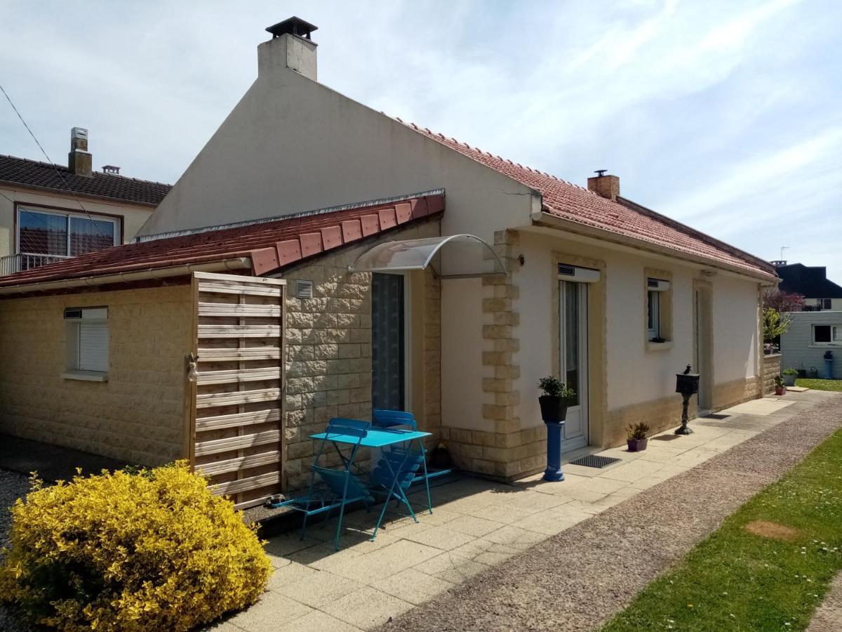 Bed and Breakfast Chez Gigi Merville-Franceville-Plage Esterno foto